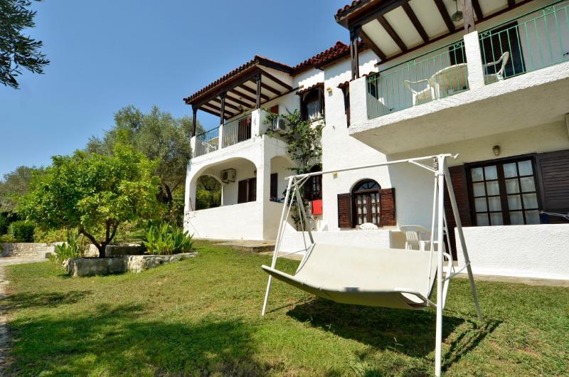 Katerina Apartments Troulos Dış mekan fotoğraf